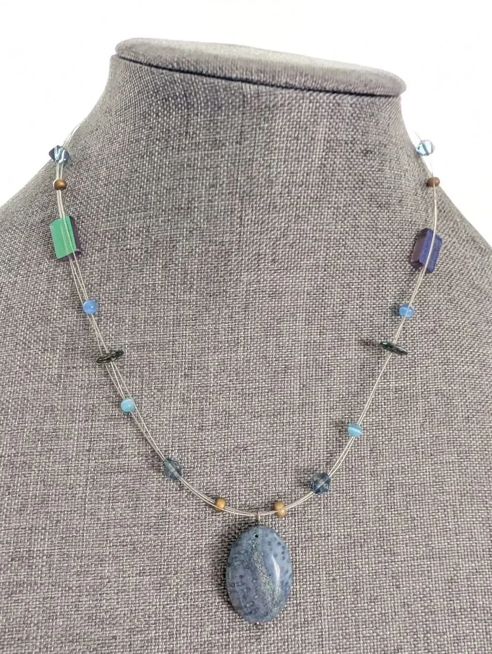 Vintage 90s Art To Wear Glass Bead Blue Coral Pendant Memory Wire Boho Necklace